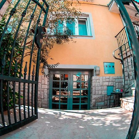 Polias Apartment Пула Екстериор снимка